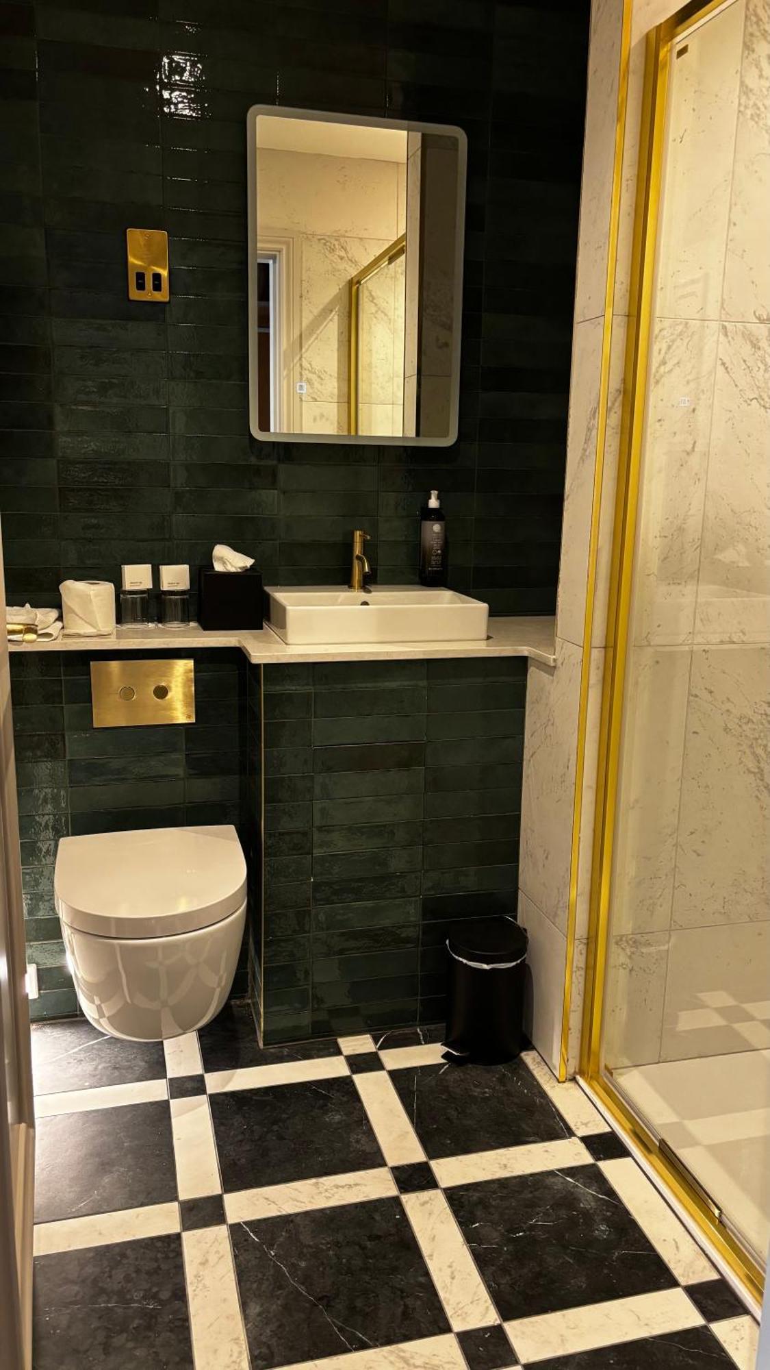 Club House Hotel Килкенни Экстерьер фото