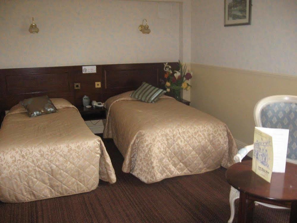 Club House Hotel Килкенни Экстерьер фото